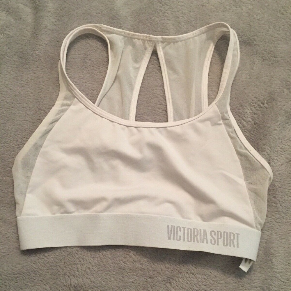 Victoria Sport The Player Racerback Small Bra